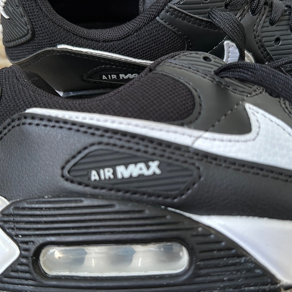 Nike Air Max Black and White Athletic Shoes - Picture 3 of 15
